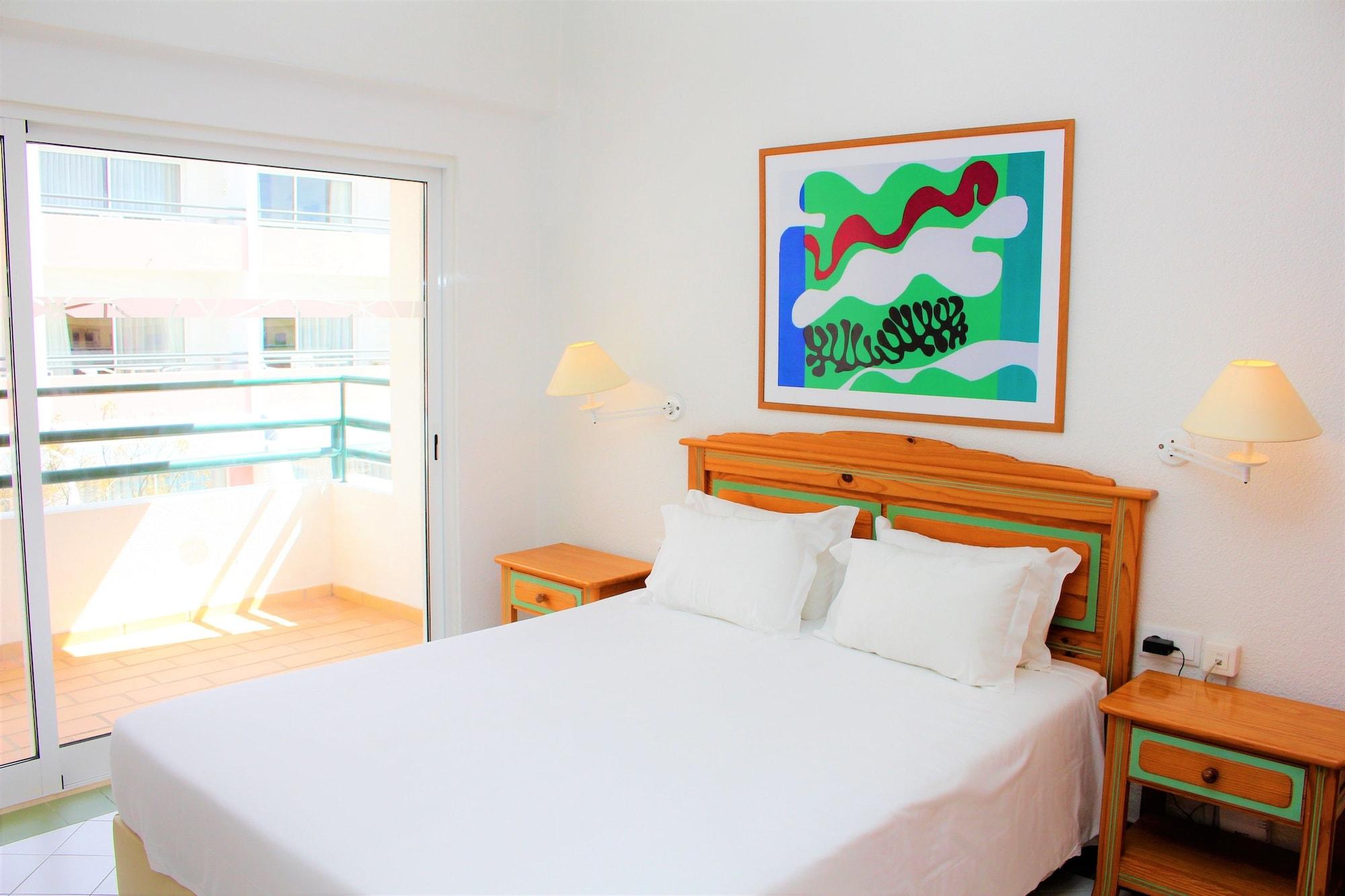 Ourabay Hotel Apartamento - Art & Holidays Albufeira Dış mekan fotoğraf