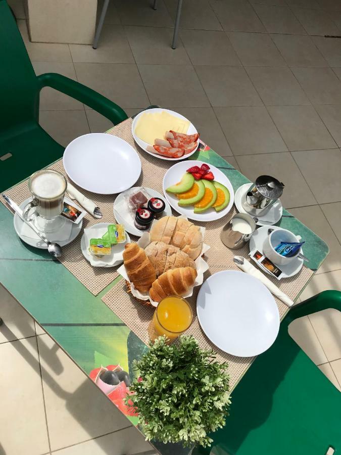 Ourabay Hotel Apartamento - Art & Holidays Albufeira Dış mekan fotoğraf